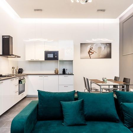 Lux Downtown Apartment บูดาเปสต์ ภายนอก รูปภาพ