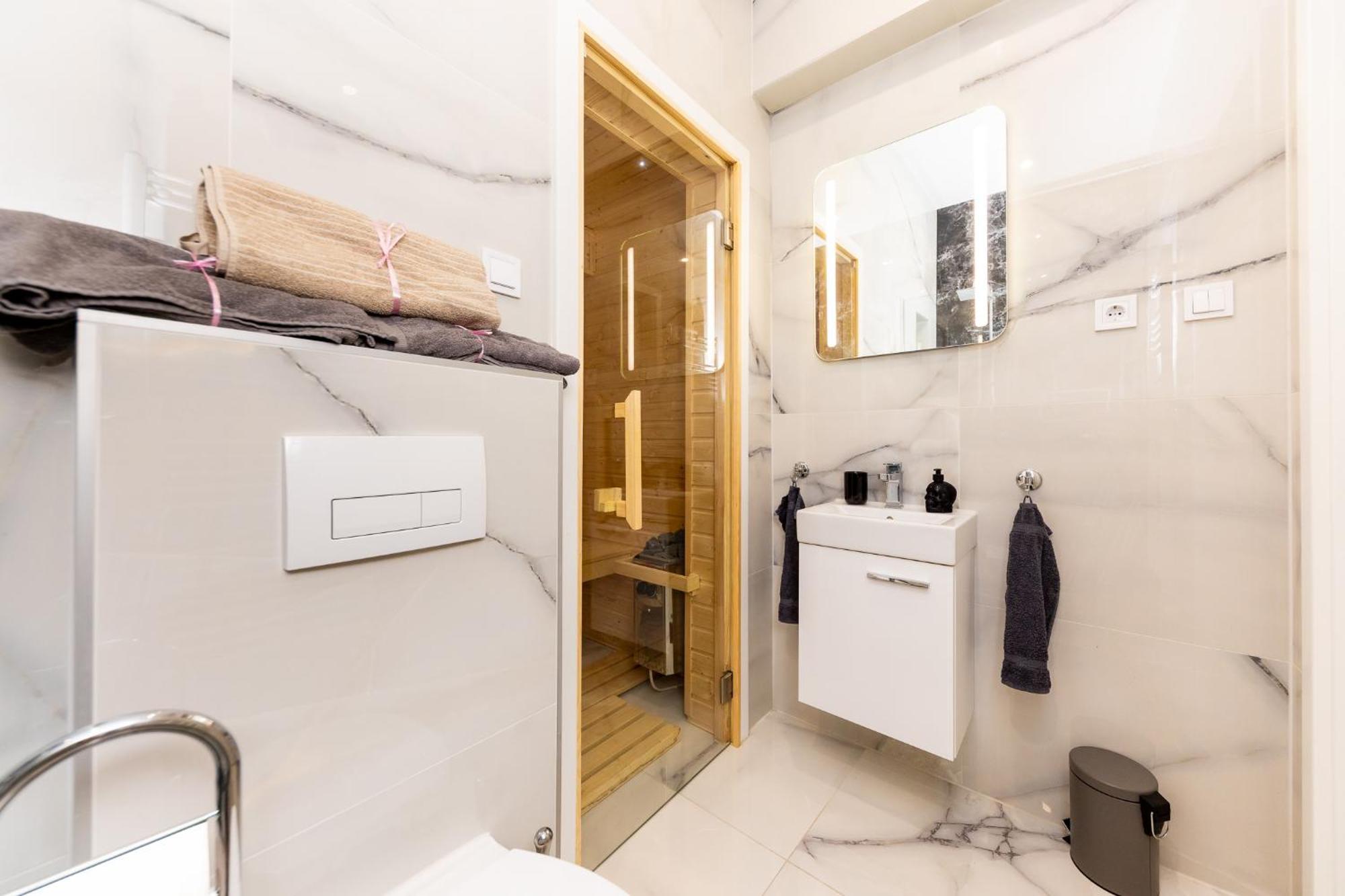 Lux Downtown Apartment บูดาเปสต์ ภายนอก รูปภาพ